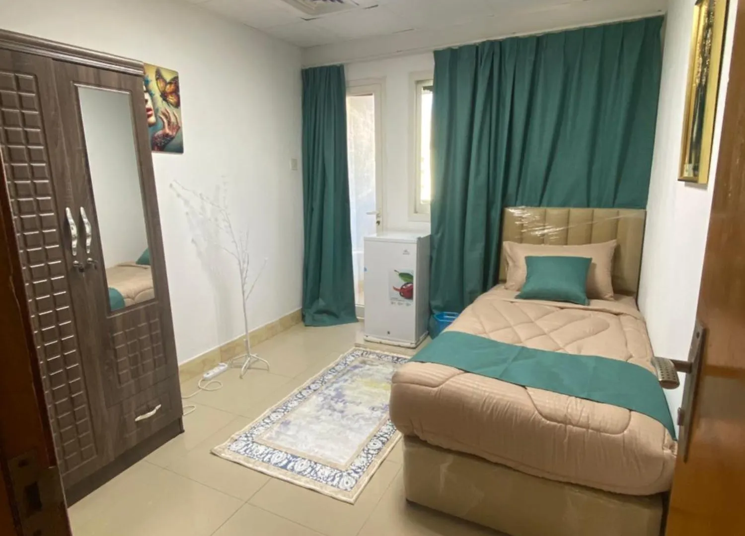 Luxury Private Room For Men Sharjah