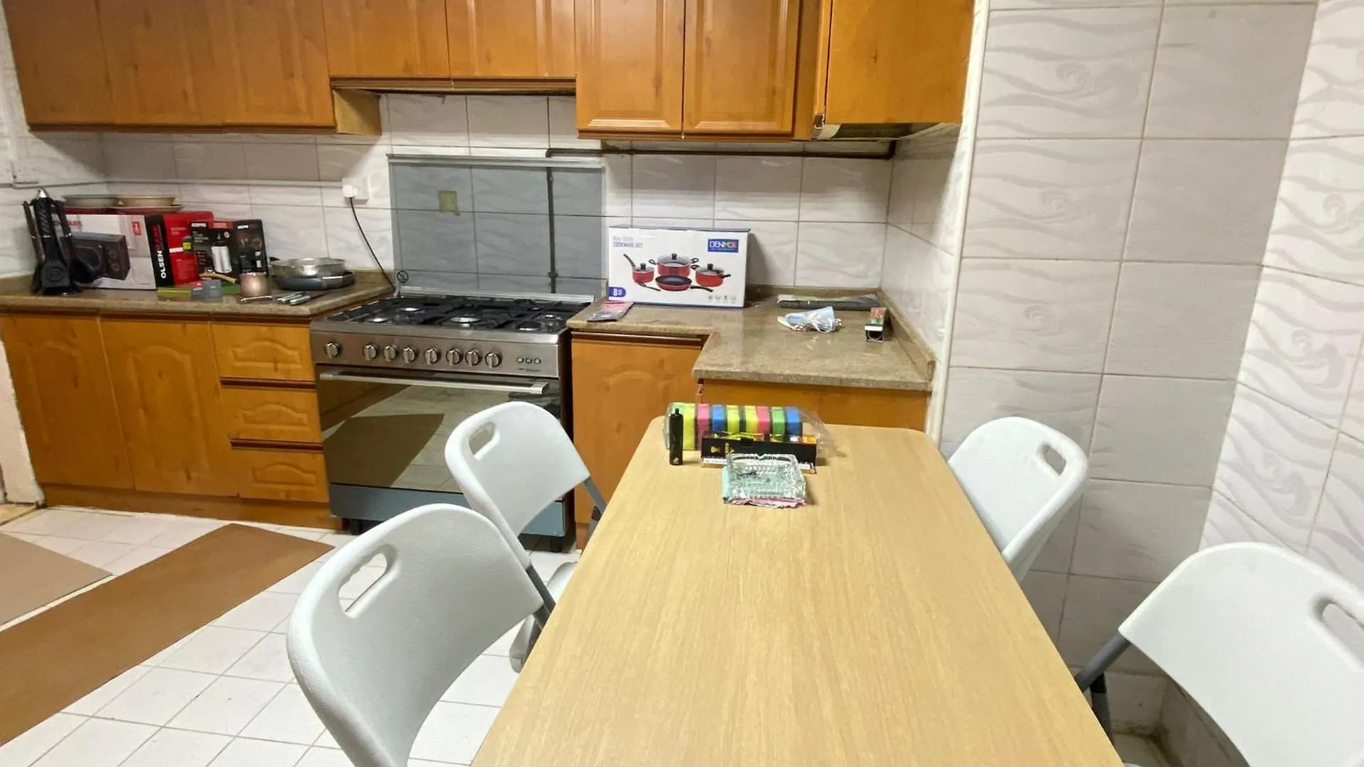 Homestay Luxury Private Room For Men Sharjah United Arab Emirates