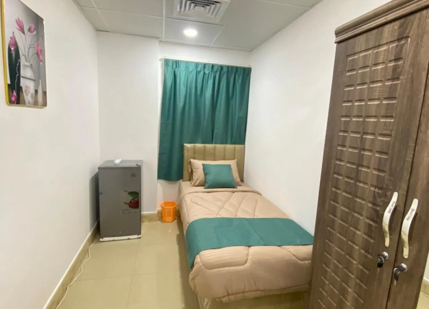 Luxury Private Room For Men Sharjah Homestay