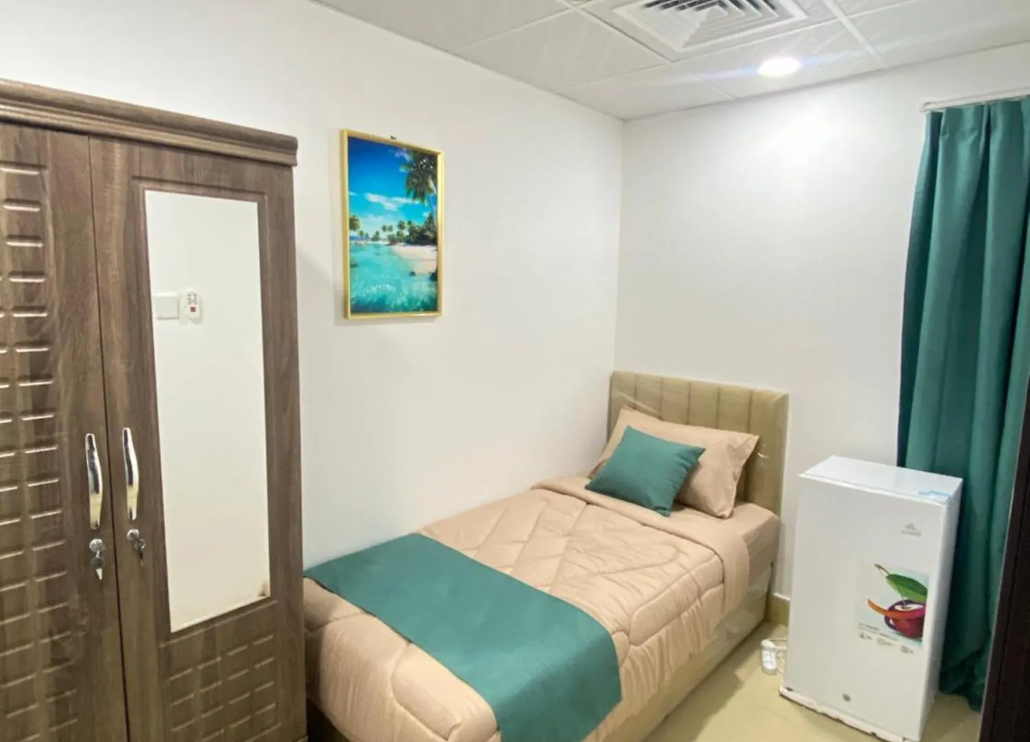 Luxury Private Room For Men Sharjah United Arab Emirates