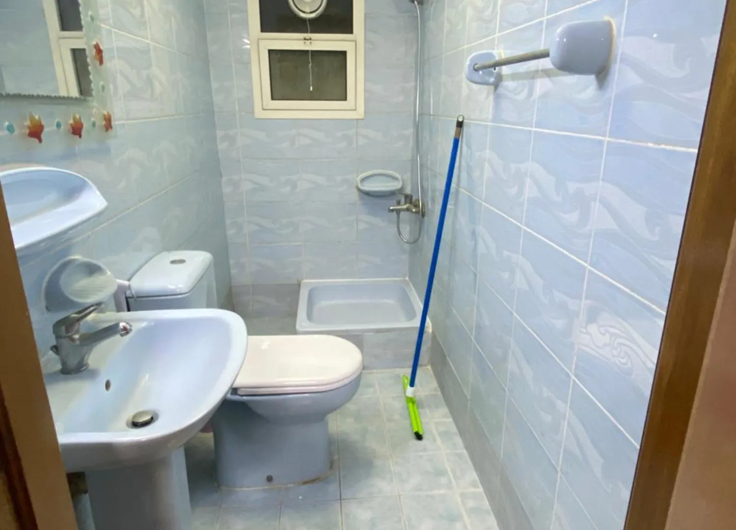Luxury Private Room For Men Sharjah Homestay